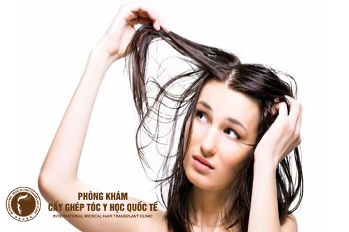 Điều trị tóc dầu bằng cách nào?