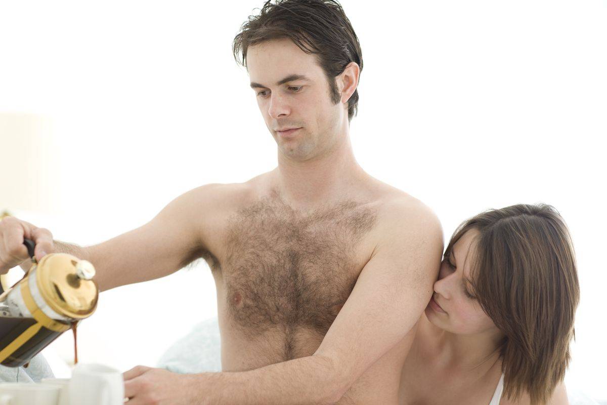 Những ai cần cấy lông ngực?